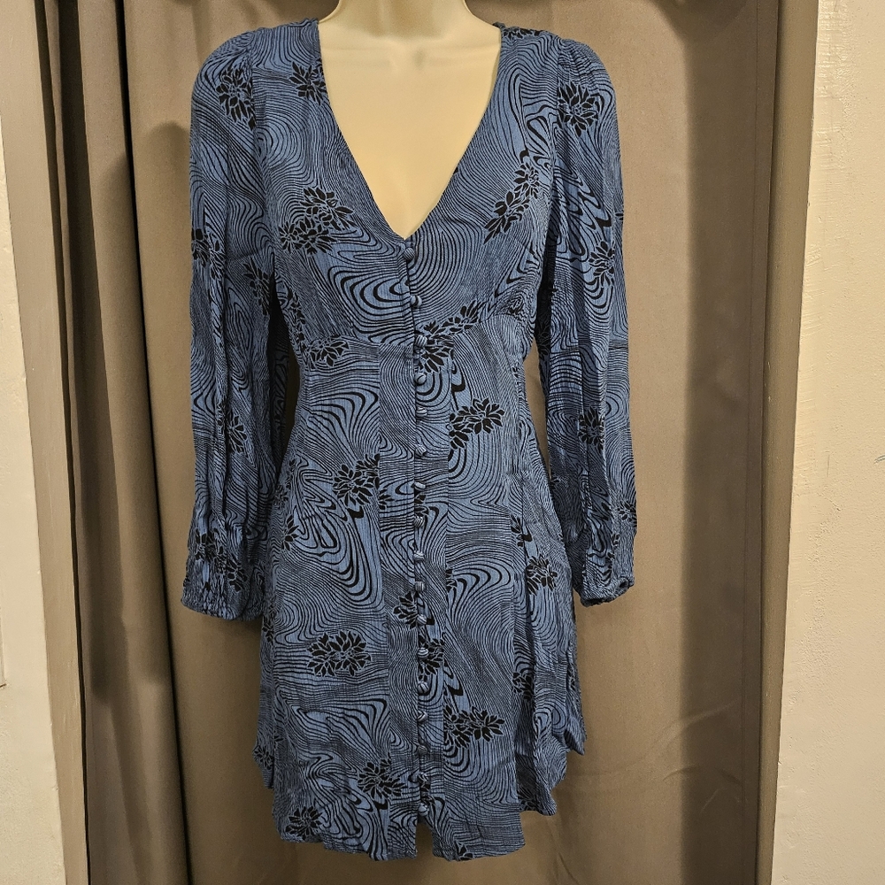 Marylou Blue Floral Long Sleeve Minidress O'Neill Size Medium